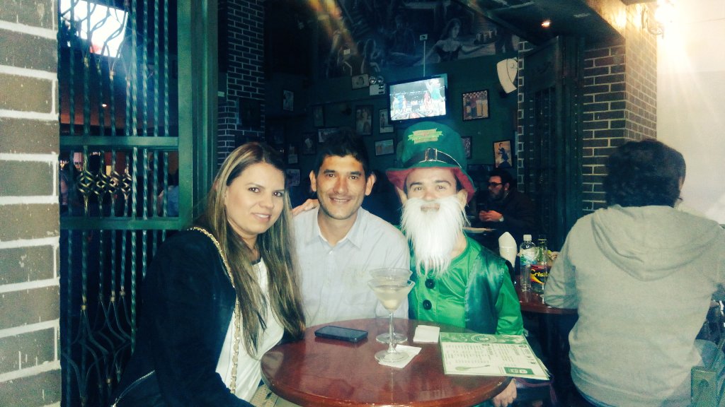 rpirishpub's tweet photo. @agathagrand @PasajeroNatural #celebracion https://t.co/Lx3twTXtFX