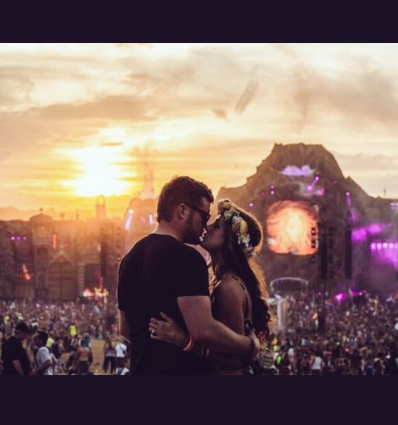InfameJulieta's tweet photo. Así 🎉💕 https://t.co/V0ceAAAmLC