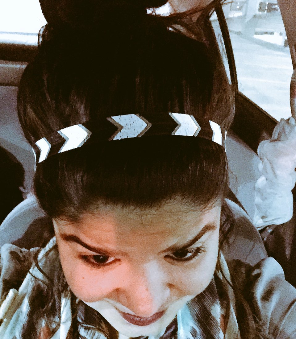 namedboutique's tweet photo. I love my @SoTulleBeBe headbandssssss. Still some of my favorites wearing after a year! https://t.co/7wkwGsL6Dt