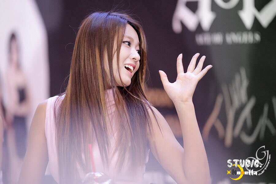 seolhyunpics's tweet photo. https://t.co/NDBCwK9xiP