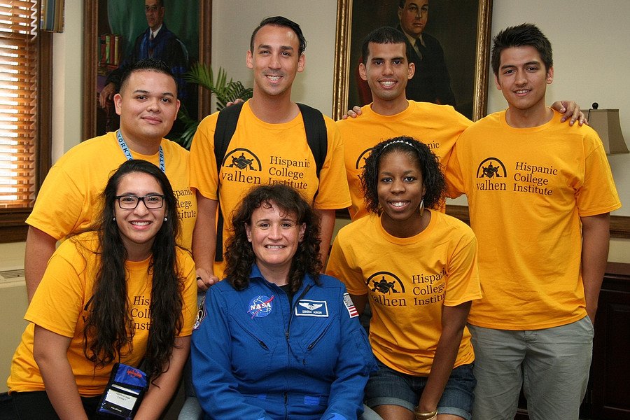 VALHENetwork's tweet photo. Oh, look, a #Hispanic #Astronaut!! Who's excited for 7/31-8/4?? Applications go live next week! #HCI2016 #VALHEN https://t.co/Dq7X2xfR3A