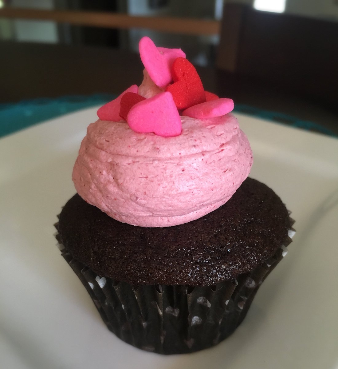 ChocoLatteATX's tweet photo. Come sample this beauty today @theaustinshaker from 6-9pm! Buy one for you to enjoy later with your <3 #valentines https://t.co/dxlo8i7cLJ