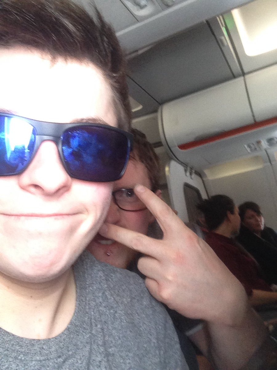 Barrconala with big bro. Rip the town up 🙈