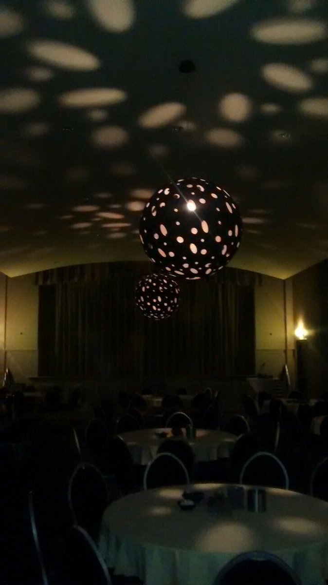 Nog even nagenieten na een gezellige bruiloft.