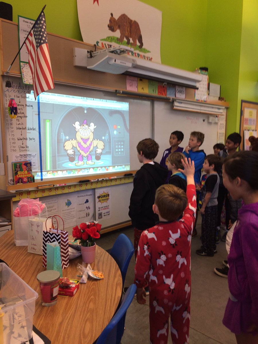 regnerclass's tweet photo. It was such a blast! We need to do this more! #lasdk8 #techlasd #gonoodlelove @GoNoodle @hu4thgrade @GoNoodleRaffi https://t.co/jOBsximQGq