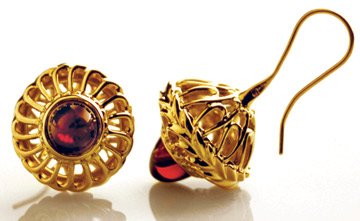 New_Approach's tweet image. Kate Wolf returns to NASJ to teach Wax Carving this Fall! newapproachschool.com/collections/5-… #katewolf