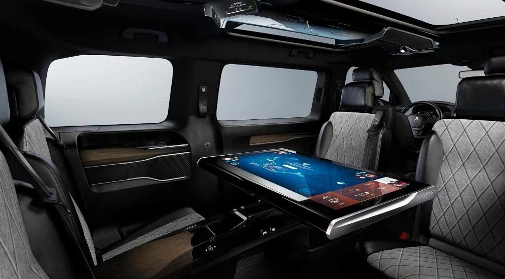 PeugeotTMingos's tweet photo. Que pintaza que tiene la #PeugeotTraveller i-Lab, así serán los viajes de negocios del futuro. https://t.co/Om5yniNMEb
