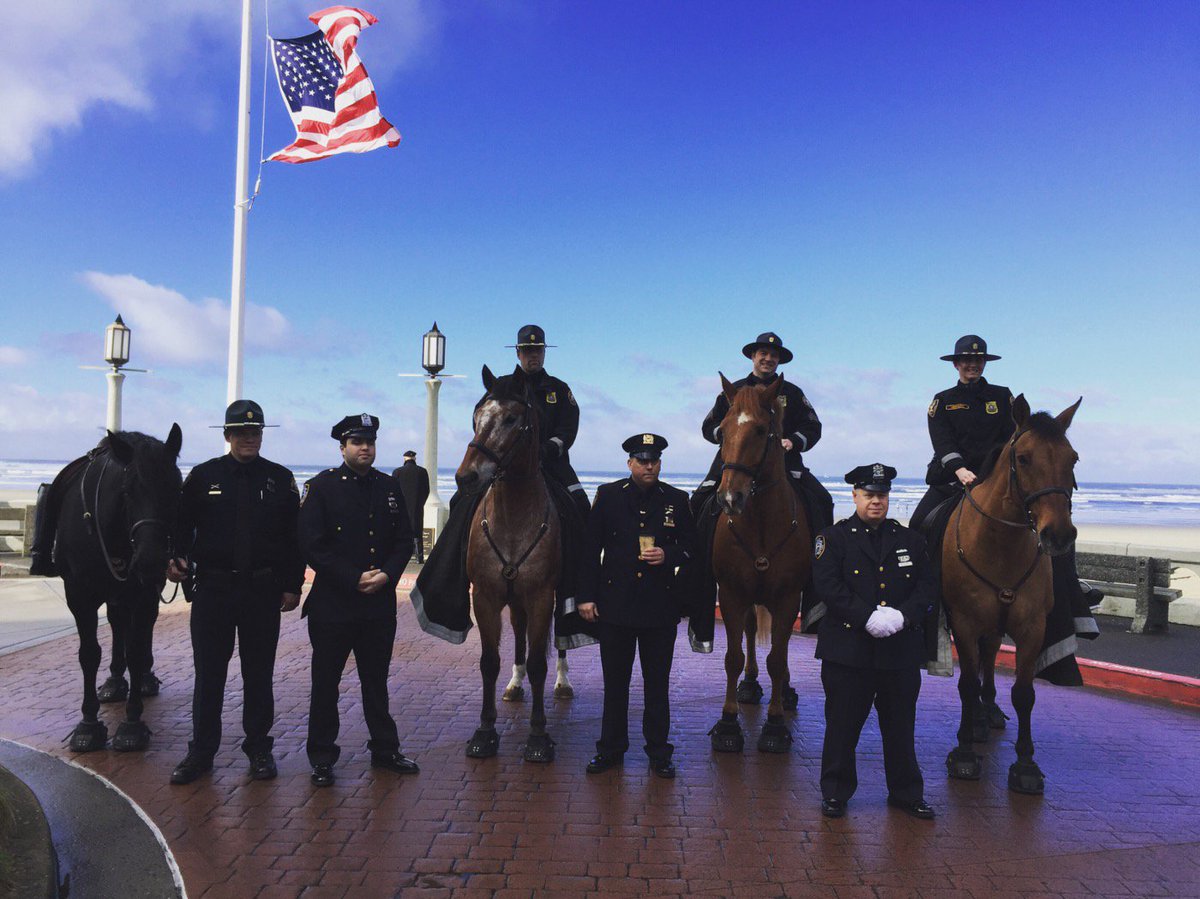 ppbmpu's tweet photo. Our new friends @NYPD34Pct @NYPDTransit #NYPDOCCB at the @seasidepd Sgt #Goodding Memorial. Thank you @fallenbadge. https://t.co/AuYrilFbml