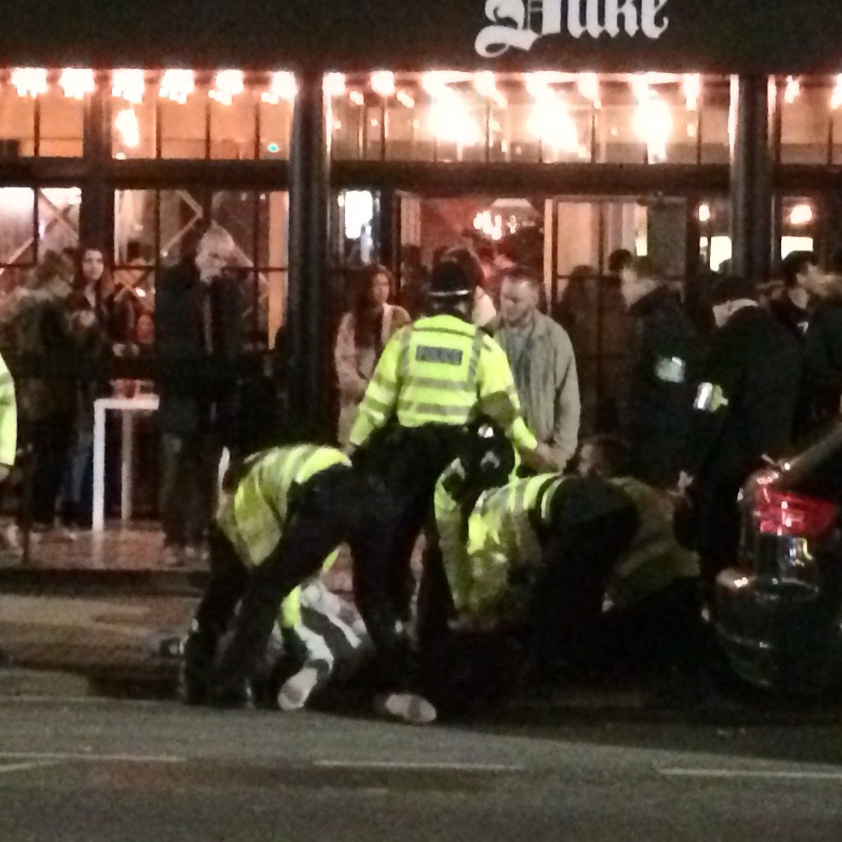 peterwilson9's tweet image. Busy turn out time for @warkspolice #LeamingtonSpar #fridaynight #alcoholculture