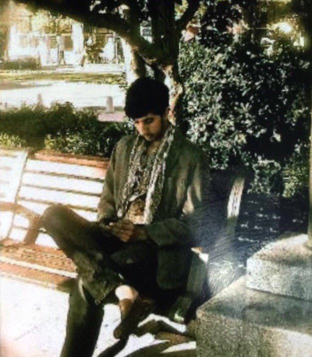 خلص مبيك تجيب بلي هديه خلص مبيك توني لندن بس ابيك ترجع 😔يويل قلبي يا اخوي