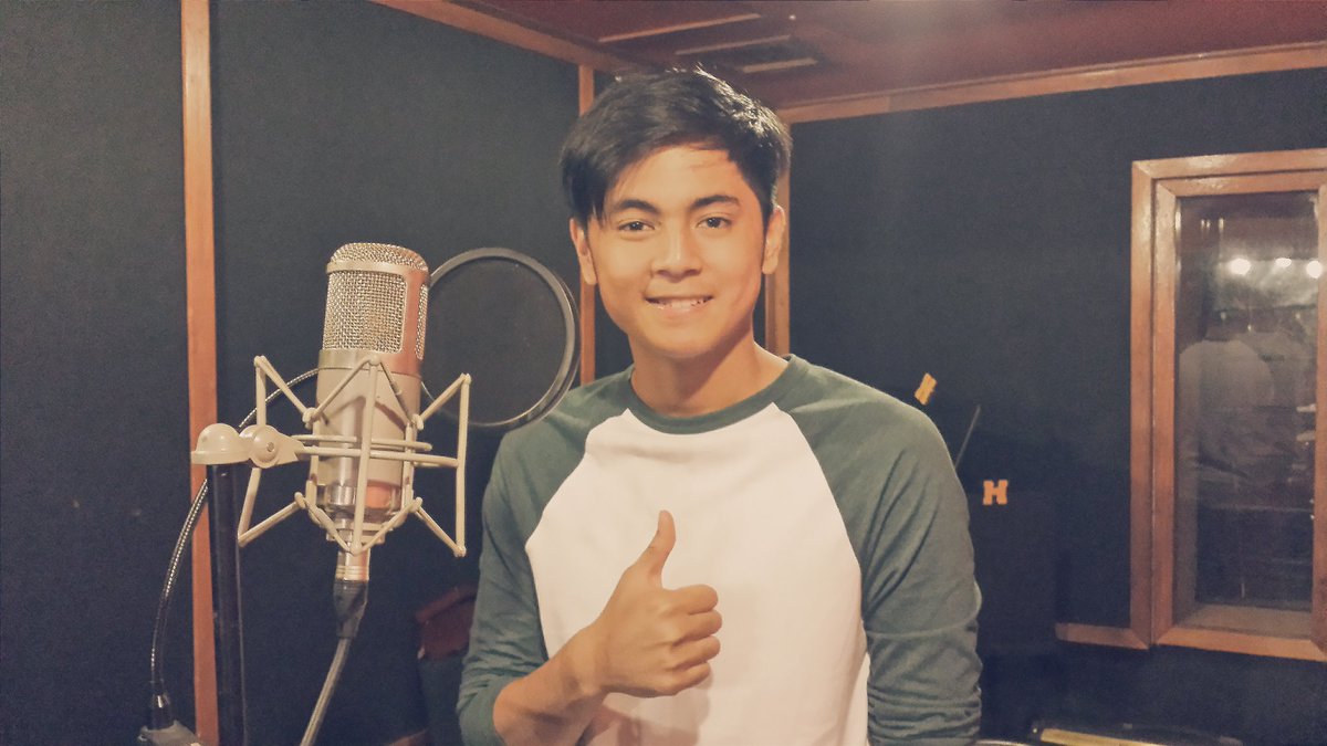 mrksilay's tweet photo. recording session with@MiguelTanfelix_ 👌 https://t.co/oNGxfEjCrd