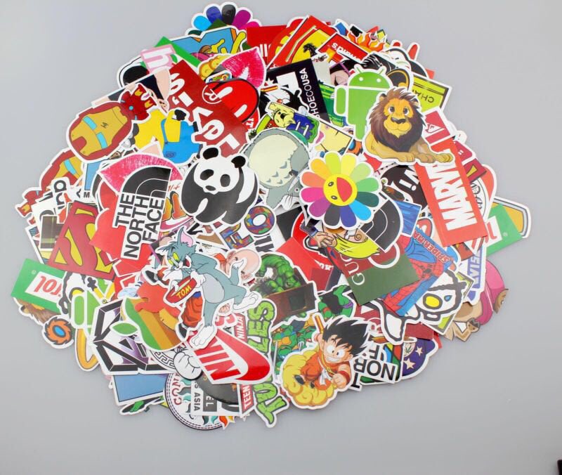 equipodelamor3's tweet photo. Esperando 200 pegatinas para próxima decoración...
#StickersBomb
#LoveTeam
#Vespa
#EquipoDelAmor
#Guadalajara https://t.co/8Wro9rlO2w