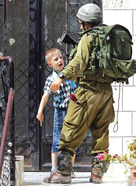 EmperatrizRios's tweet photo. Esta es nuestra tierra y no está en venta...
Esta tierra pertenece a los Palestinos.!
#FreePalestine
#IsraelInvasor https://t.co/zTDabQOyPx