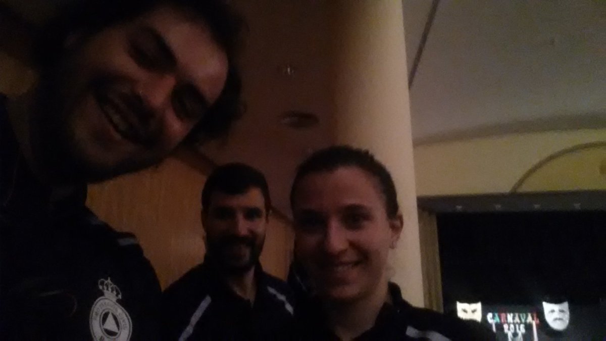 Zeusronda's tweet photo. Selfie  @CuartetoRonda https://t.co/5YX4F5I6k2