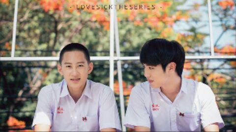 LockeyYC's tweet photo. Creo que me llevarΓ‘ mucho tiempo superar esta serie y a sus parejas ;__; πβ¨ #lovesick #phunoh #ohmick #earnpet https://t.co/0KVW8I4dPv