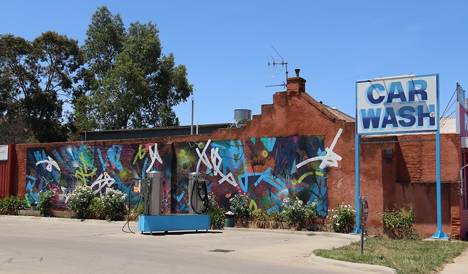 KatrinaBritnell's tweet photo. @PalmerstonNT @abbott_ian C how Benalla enhanced their town with ART - u could do this too! https://t.co/sEHJJ9UQeC https://t.co/dapJCzUz8k