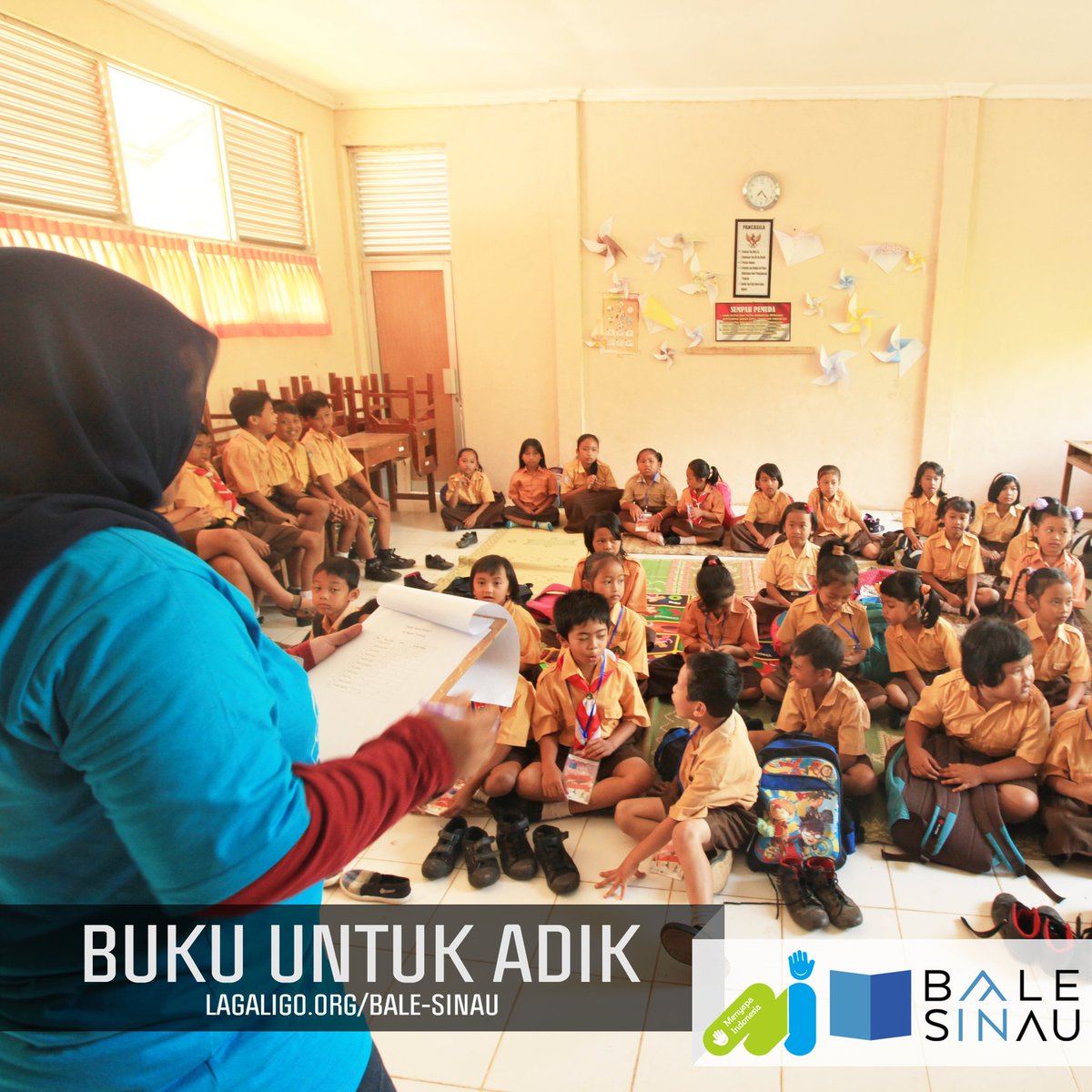PK50LaGaligo's tweet photo. Begini nih serunya belajar bersama dengan anak-anak di SDN Proman! Anak2 di SDN Proman sangat ceria dan bersemangat! https://t.co/WgExjhxbBS