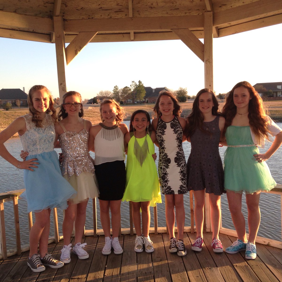 incred1baugh's tweet image. 6th Grade CMS Valentine Dance #cupidwho #SquadUp