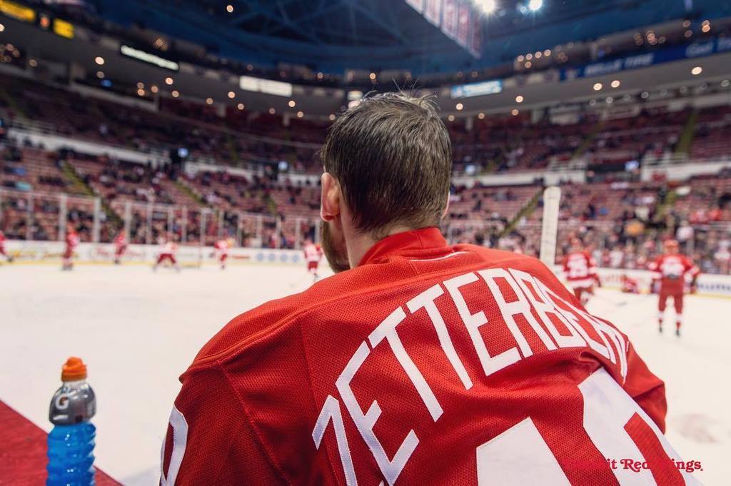 DetroitLovesY0U's tweet image. Hank&apos;s routine | #zetterberg #zboss #LGRW by detroitredwings