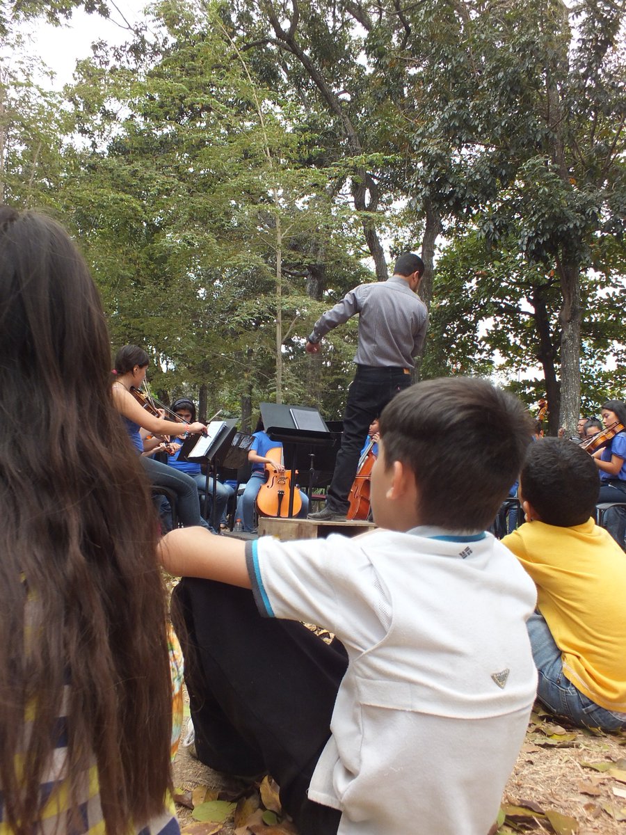 De niños para niños... Así celebramos que #ElSistemaCumple41 en el <a href="/NucleoValencia/">Nucleo Valencia</a>