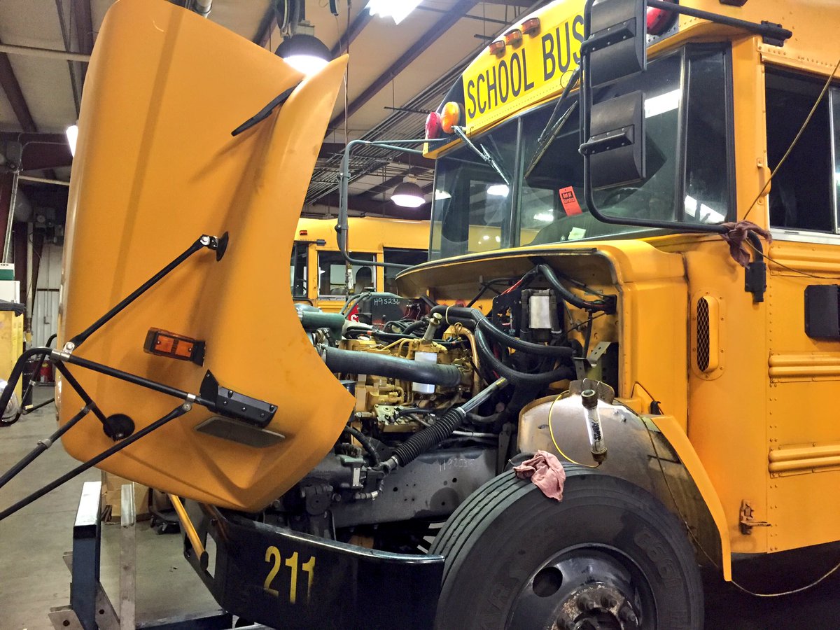 CharMeckSchools's tweet photo. Our final #MeetCMS location was 1 of 5 garages. Here on Wilkinson, Jimmy & his team keep our buses in tip-top shape. https://t.co/SZwMu4R82U