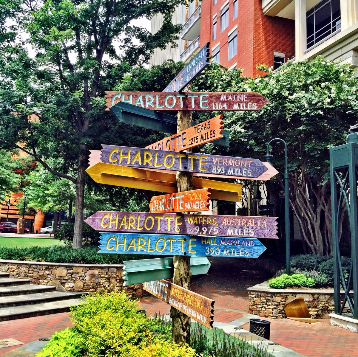 Amini_Associate's tweet photo. https://t.co/yJR3R1RGnc
GREAT Article on CLT Real Estate! We are LUCKY #NC #SC is HOME!
#AminiAssociates #Charlotte https://t.co/FvZwgX3GoR