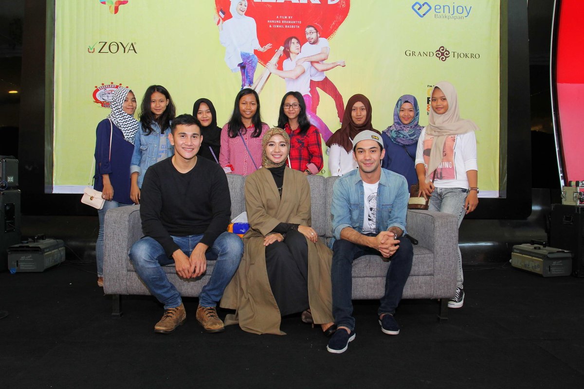 36. Foto Group " #FilmTALAK3 " --- Other foto bisa di download disini dropbox.com/sh/yy0hfa5bjje…