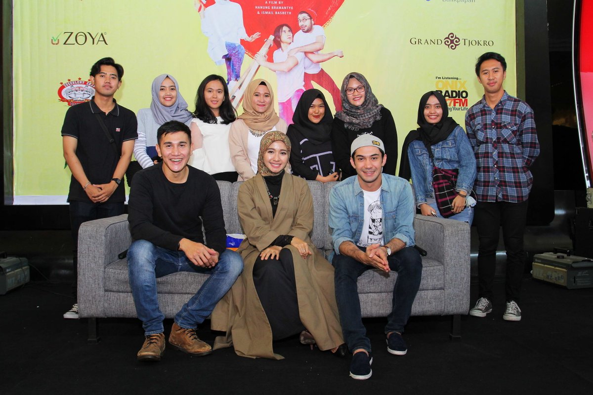 32. Foto Group " #FilmTALAK3 " --- Other foto bisa di download disini dropbox.com/sh/yy0hfa5bjje…