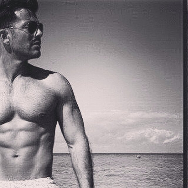 FEDERICODIAZZ's tweet photo. #blackandwhite 🌴 https://t.co/MTdZg5aPMT
