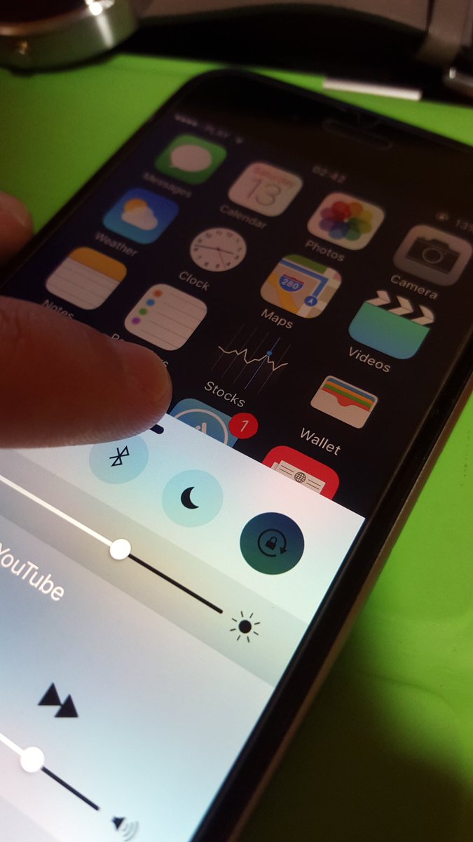TechLabsUHD's tweet photo. look at that toggle there,looks like ios 10 is showing itself in ios 9.3 beta 3 #ios10 #ios93beta #iPhone #ios #beta https://t.co/2RbxusCxdP