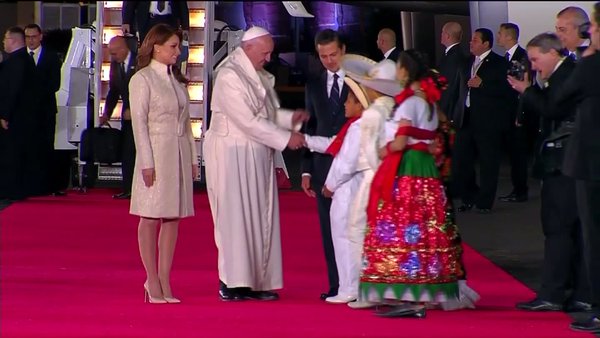 KTLA's tweet photo. Pope Francis greeted by thousands of cheering followers as he arrives in Mexico https://t.co/OFLVRWvmn2 https://t.co/bzz6IBjAcD