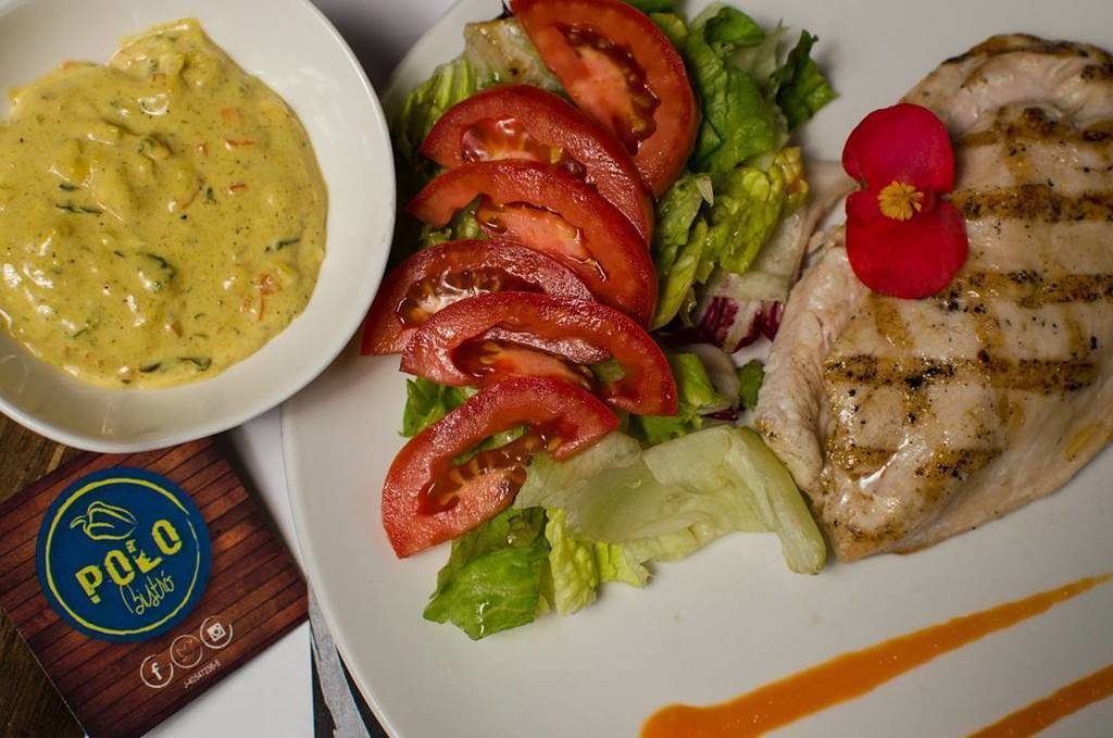 polobistro's tweet photo. Pechuga de Pollo al Grill, con salsa de Curry y Piña. Así es nuestro irresistible #Polloal… https://t.co/1Y1lzCDSyD https://t.co/amd3UMpFmr