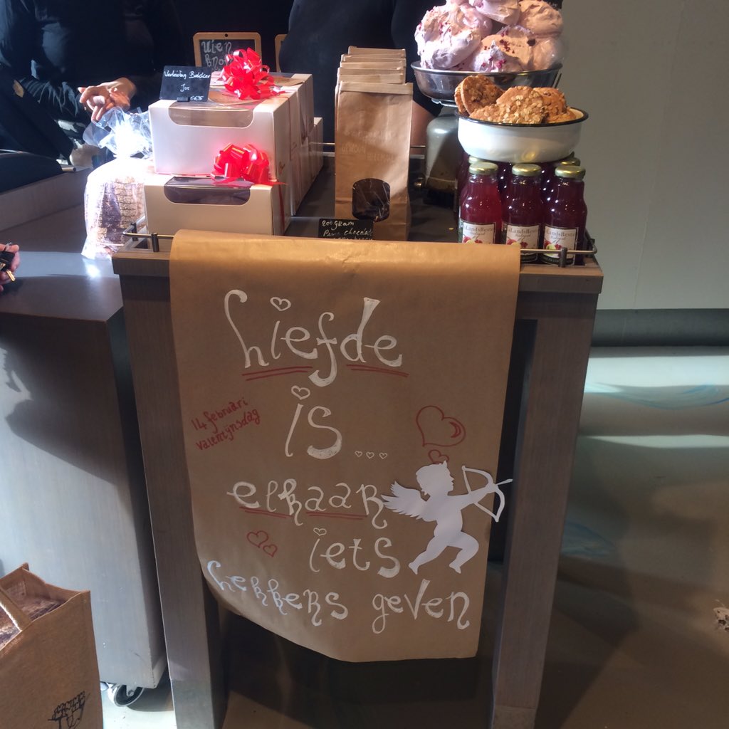 Waarmee ga jij jouw lief verwennen? Bakker van Vessem heeft ideeën genoeg! En altijd een schot in de roos!