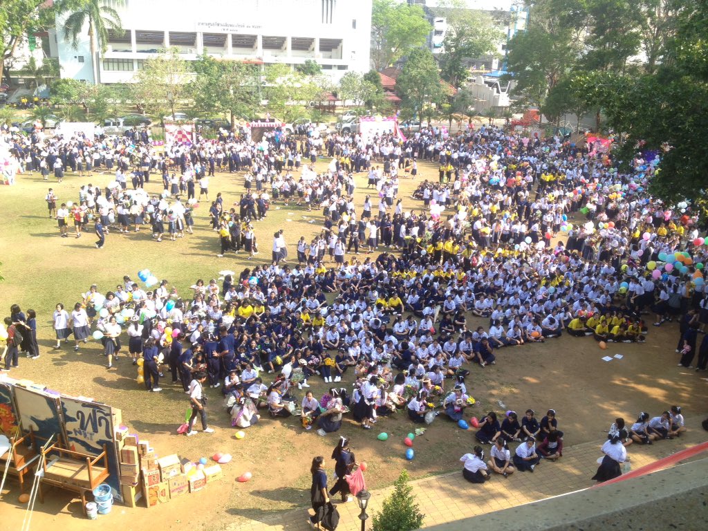 borhandiree's tweet photo. 12-2-59
•congratulation for final high school m.6 #syfact
.
#AboutmeatSiya https://t.co/Kwr20r2NRg