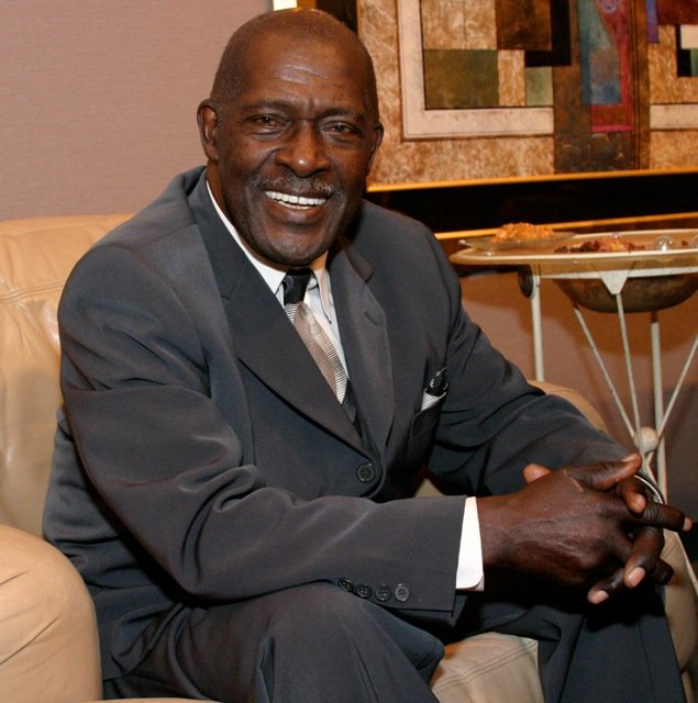 TheBeBeWinans's tweet photo. Today, I had the honor of supporting #ATLGoRed in memory of my father #PopWinans Learn More: https://t.co/7Q6FHoV2GA https://t.co/nUuQeyEUjE