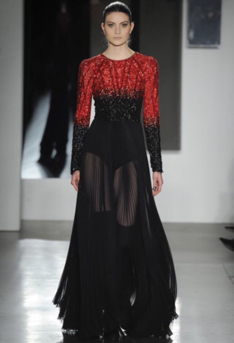 daniellemusc's tweet photo. Absolutely loving the @pamellaroland #Fall2016RTW Collection 😍😍 #NYFW https://t.co/kuE1chswZd