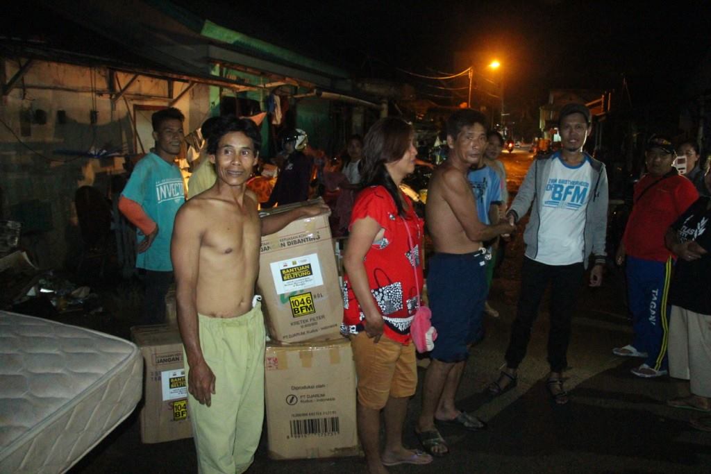 Bntuan dr Msyrakat Belitung via BFM <a href="/912HITZfm/">Radio HITZfm 91.2</a> &amp; <a href="/berehun/">berehun organizer</a> telah slsai kami sebarkan pd 12 Feb 2016 #prayforbangka