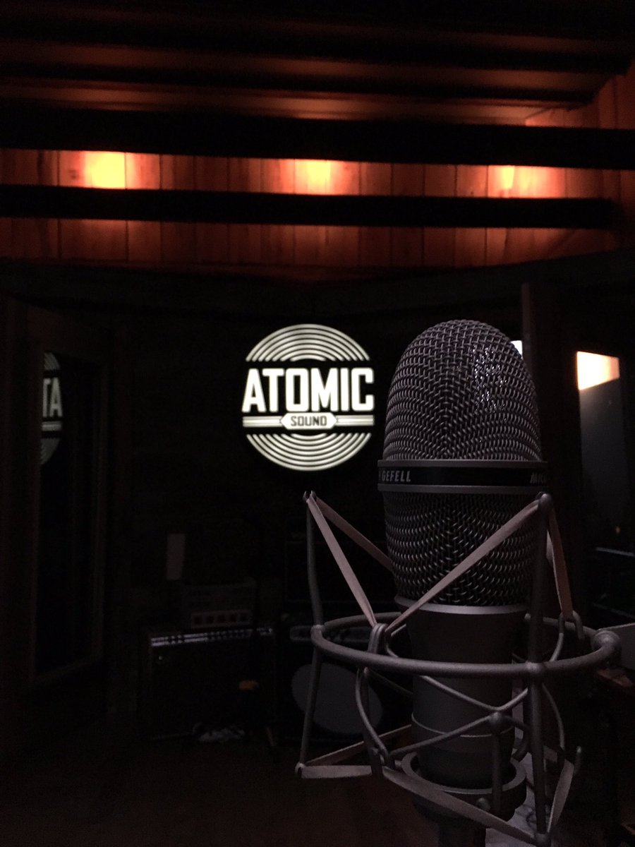 anthdamatomusic's tweet photo. Spent the last 11 hours at #AtomicSound cooking up something special to share soon https://t.co/nPL9VYVoa6