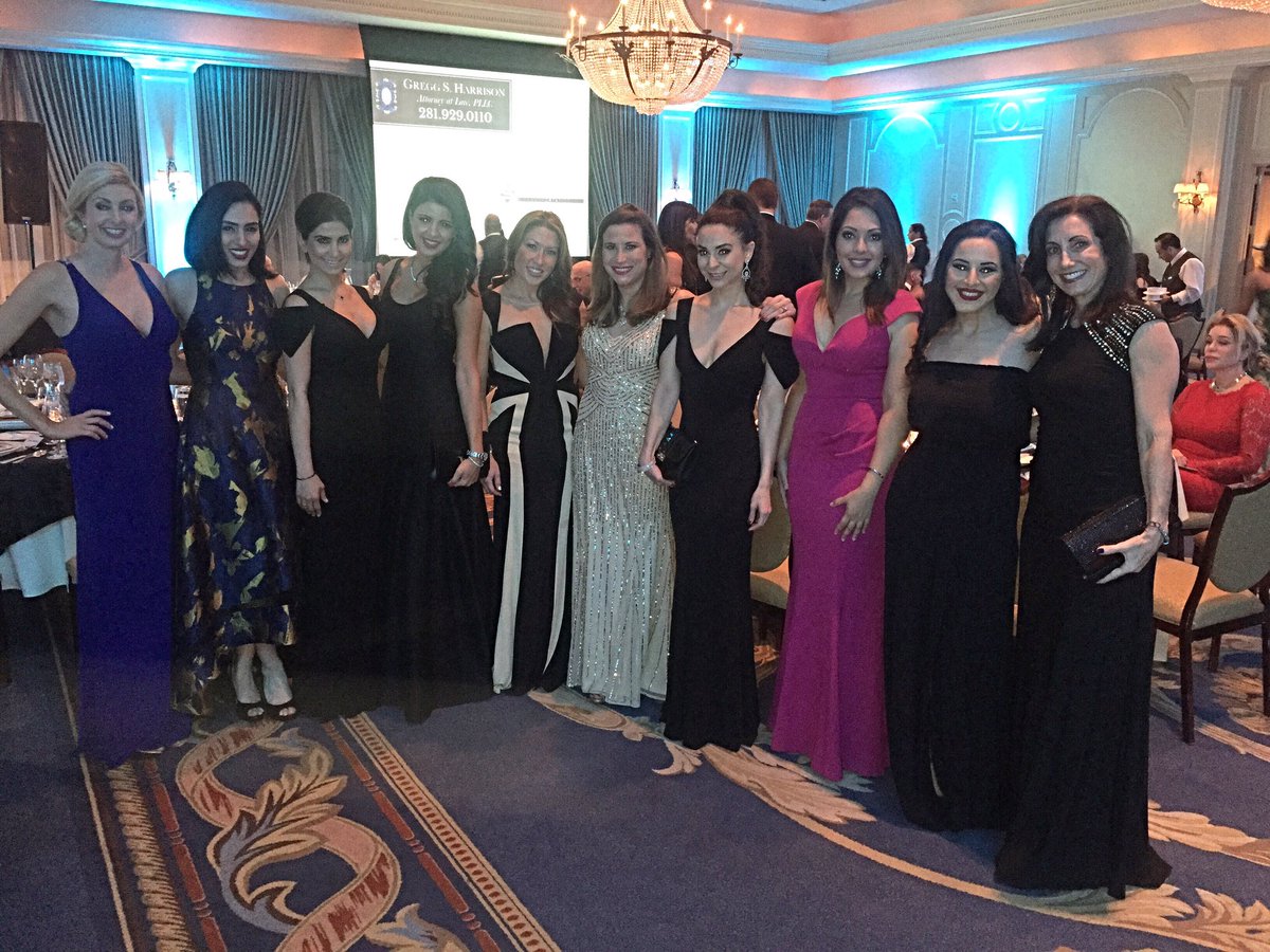 RekhaKHOU's tweet photo. Celebrating the amazing @denalifound! Congrats to Shadi &amp; all the organizers on a great gala!! #KHOU https://t.co/aCTnzgvqNu