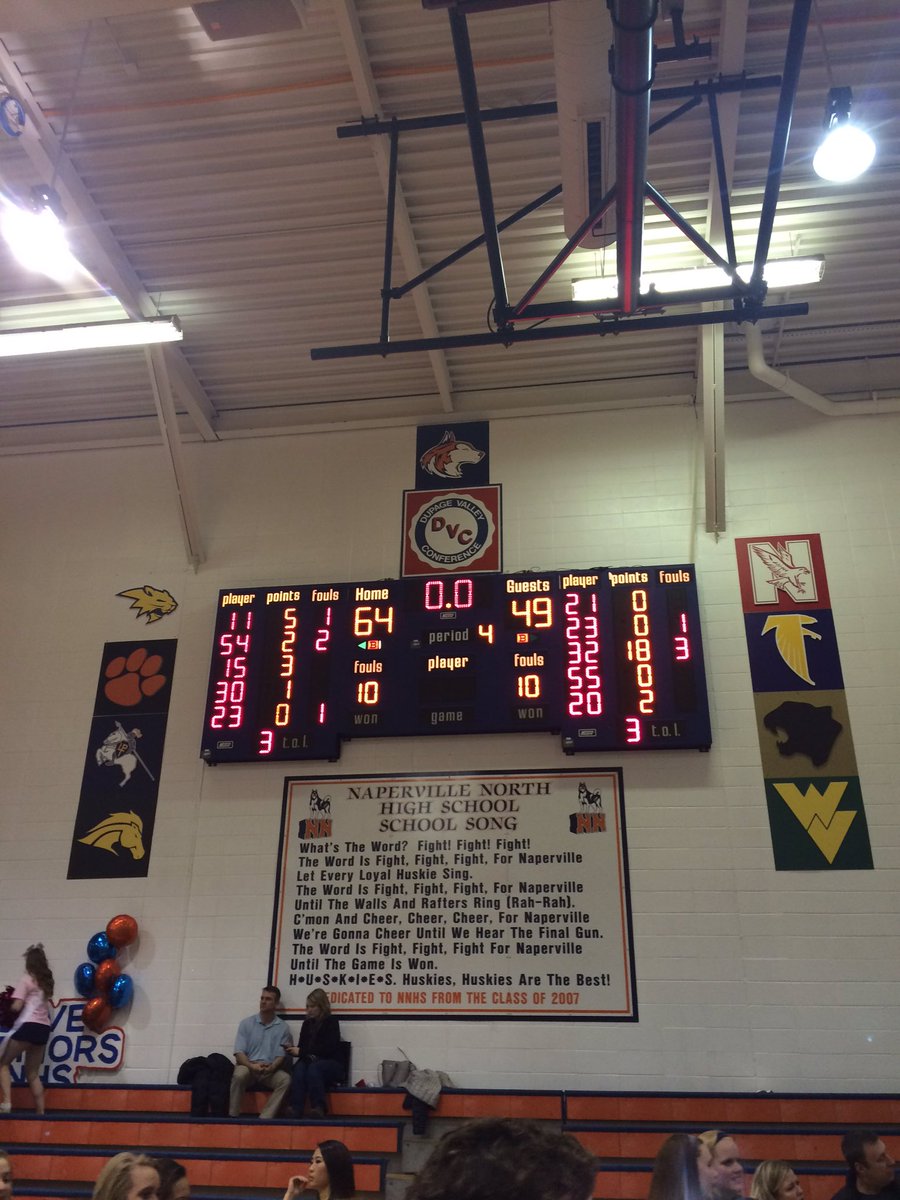 NNHSVBBBALL's tweet photo. Naperville North are now conference champions!!!!! #dvcchamps #cutthenet https://t.co/HwnBvJUHp2
