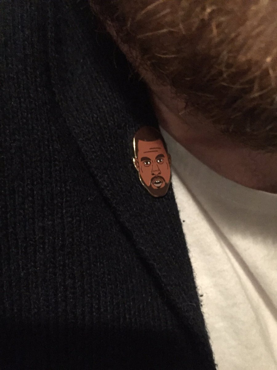 bgoods23's tweet photo. @kanyewest I thought it was just my boyfriend and I out tonight #tlop https://t.co/LKWNXjJiFF