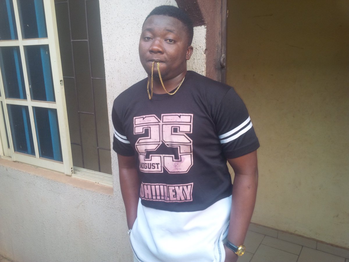 Ifewalexy's tweet image. Searched tru out my dictionary,i couldn't locate d word ''Impossibility'...hope u understand