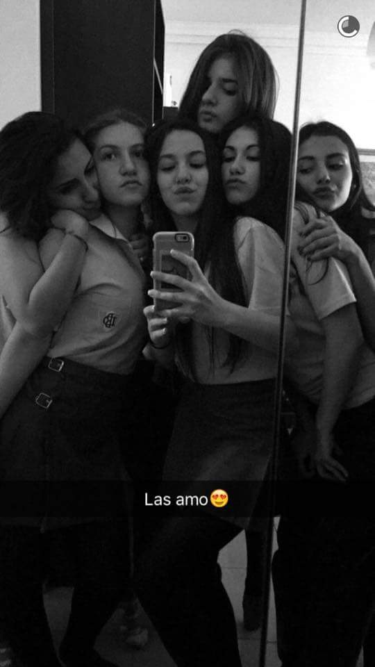 FedeQuiroga2's tweet image. #FunTimeFebrero2016 mis compañeras de todas las mañanas, siempre para hacerme reir💕🌌💓💗