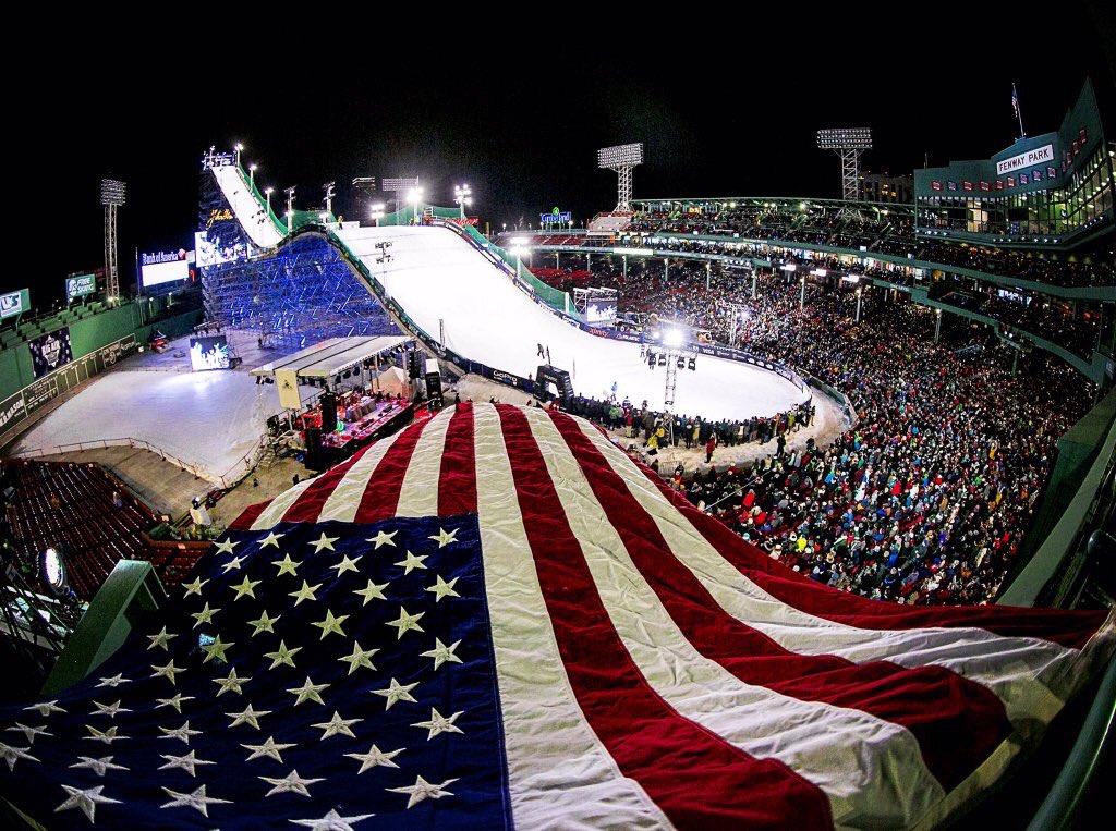 BostonTweet's tweet photo. Amazing photo from @bjweiss22 capturing the conclusion of #BigAirFenway tonight. https://t.co/N7sJB6PMRW
