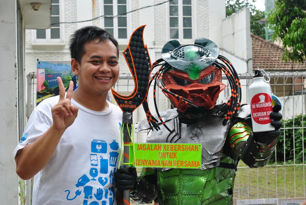 #GerakanPungutSampah tweet media