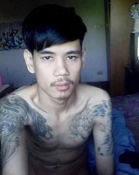 hongsarot2's tweet photo. ชอบหน้าแบบนี้ https://t.co/YioBMoeZH5
