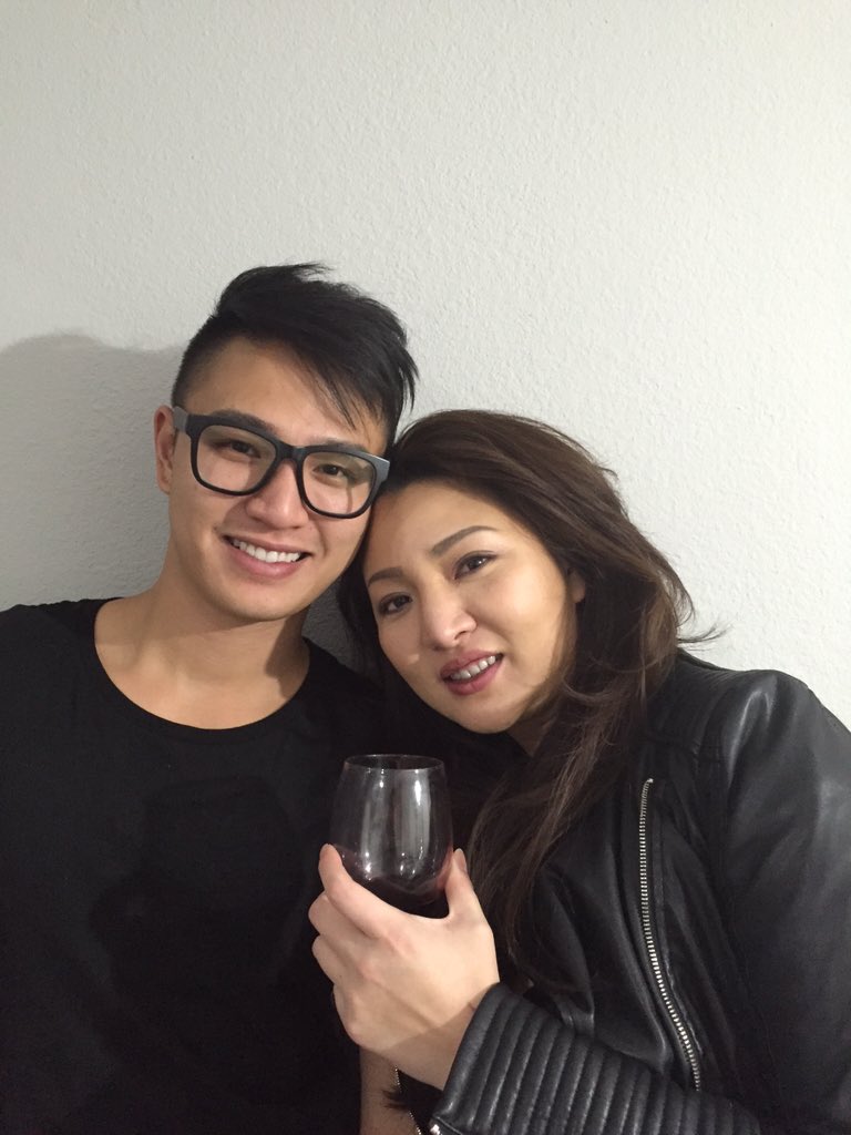 Nelson_Lin's tweet photo. @AmazingRace_CBS please cast me and my sister for Season 29! We are the #PageantQueens #AmazingRace #cbs #season29 https://t.co/XnQMghe08Z