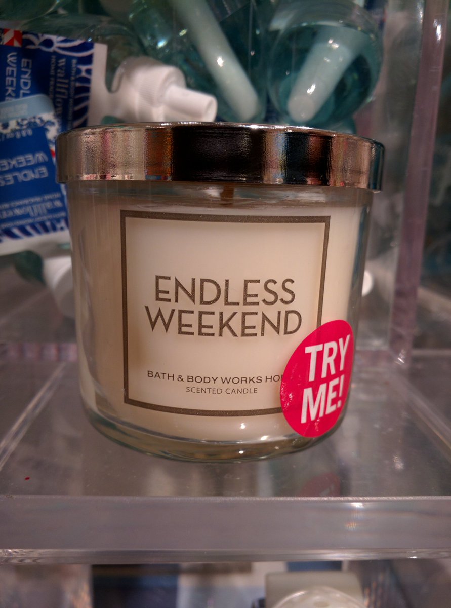 zzocher's tweet photo. Bath and Body works naming committee.
"OK it smells like unemployment but we need a softer name" https://t.co/C3ppZdeub3