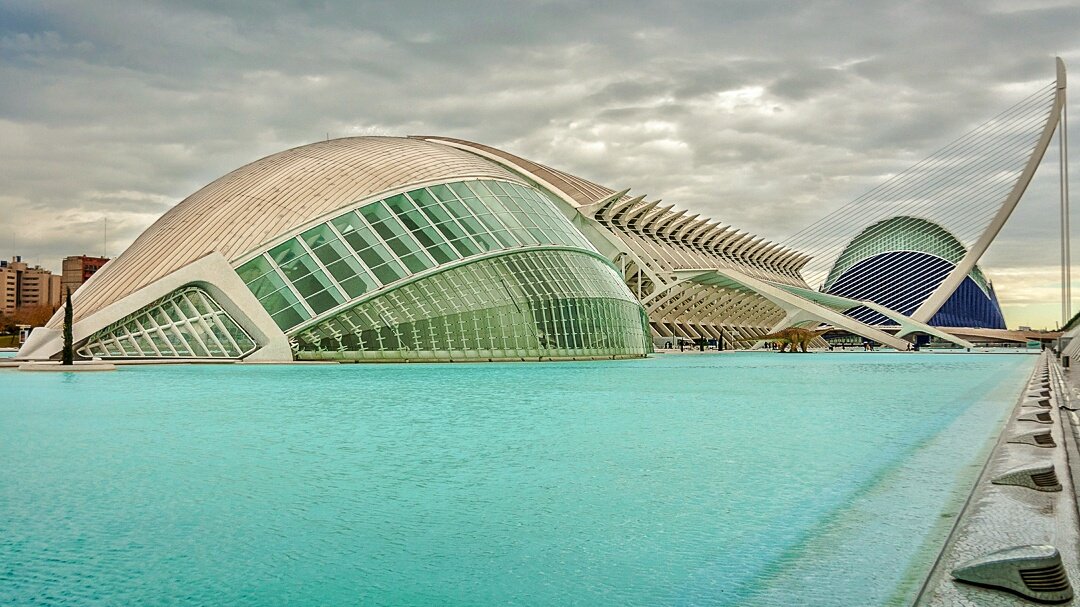 wanderingpix's tweet photo. Calatrava • City of Arts &amp; Sciences • #Valencia #Spain#travel#travels#instatravel#travelgram #travelingram https://t.co/YMO9mA2Ge1