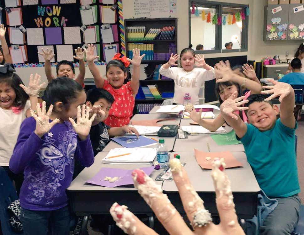 Memorial_Second's tweet photo. #SanchezClass #Bobcatscan #Science #play-doh #process https://t.co/AJRdqJk26V